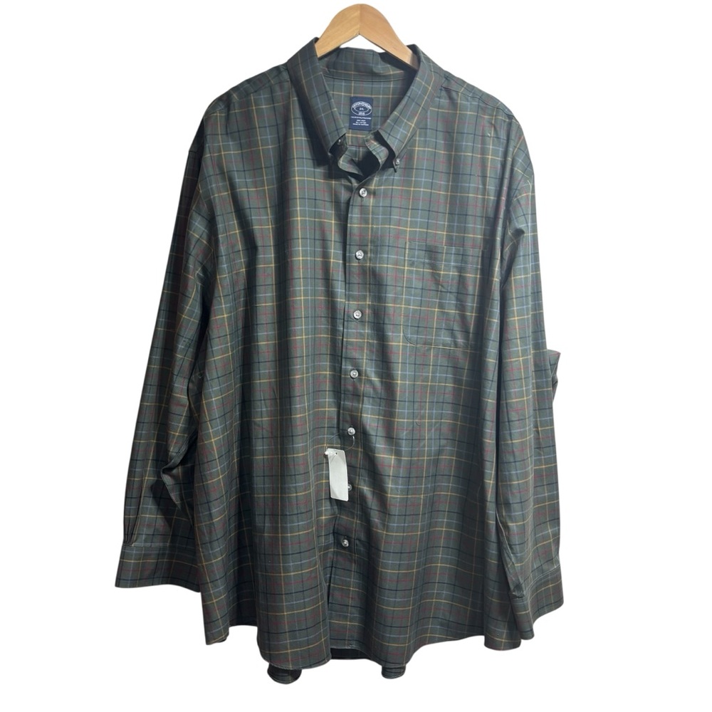 Men's Plaid Button-Down Shirt